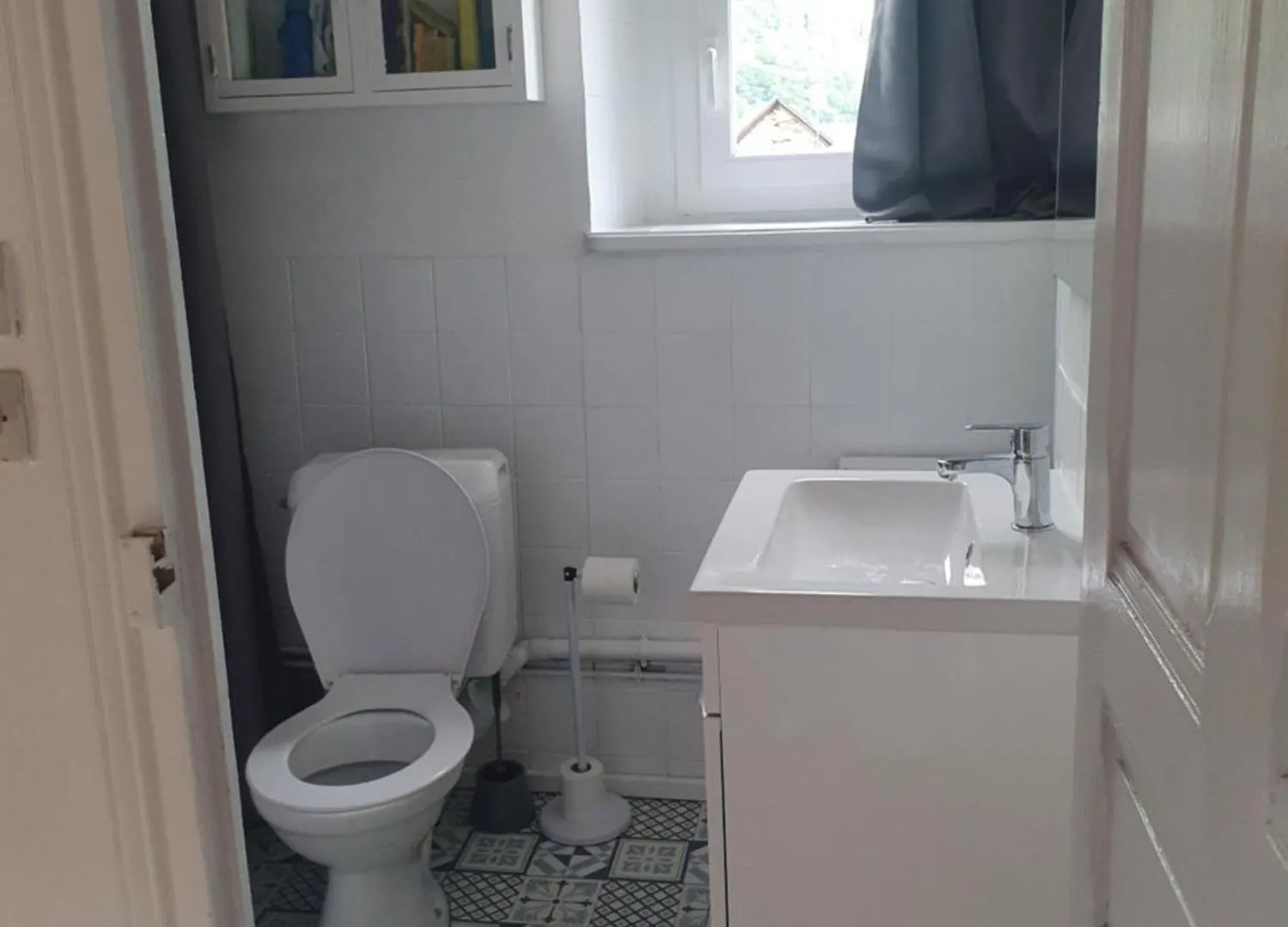 Appartement De Plus De 25M² Pour 4 A 6 Personnes. Cauterets 0*,  Francie